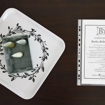 Books Beds & Breakfast Couette-café
