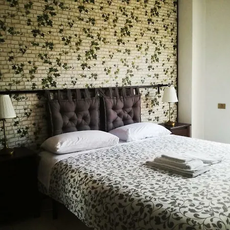 Books Beds & Breakfast * Roma